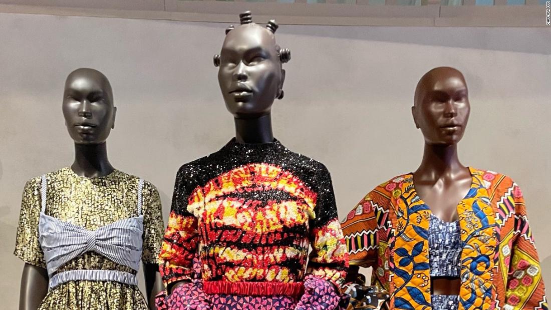 London’s V&A showcases African Fashion  – CNN Video