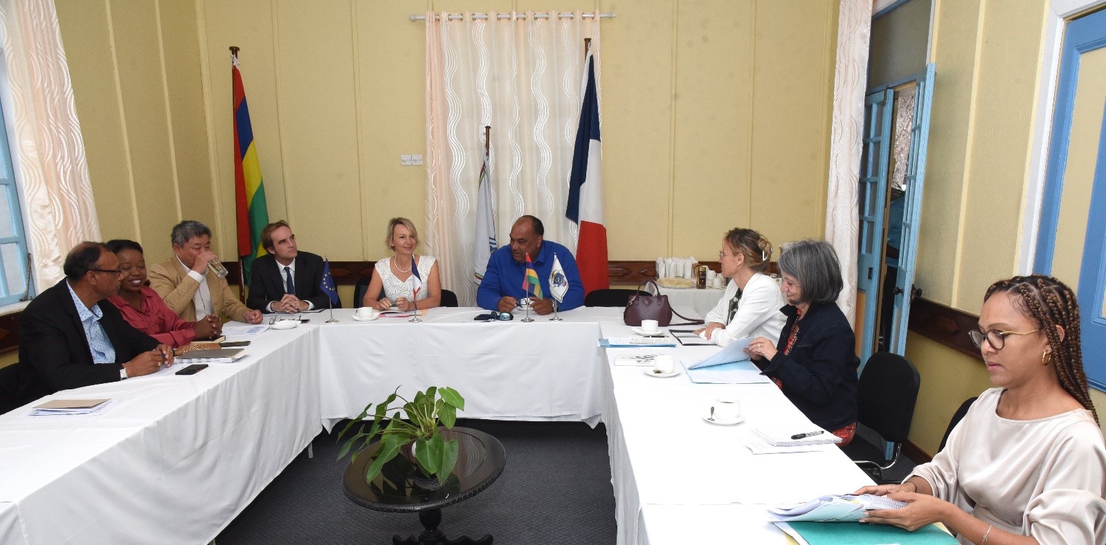 Florence Caussé-Tissier, ambassadrice de France à Maurice, a effectué une visite de travail à Rodrigues les 17-18 novembre