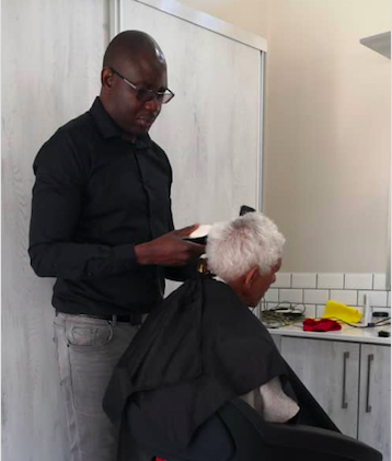 Lüderitz senior citizens get free haircuts - The Namibian