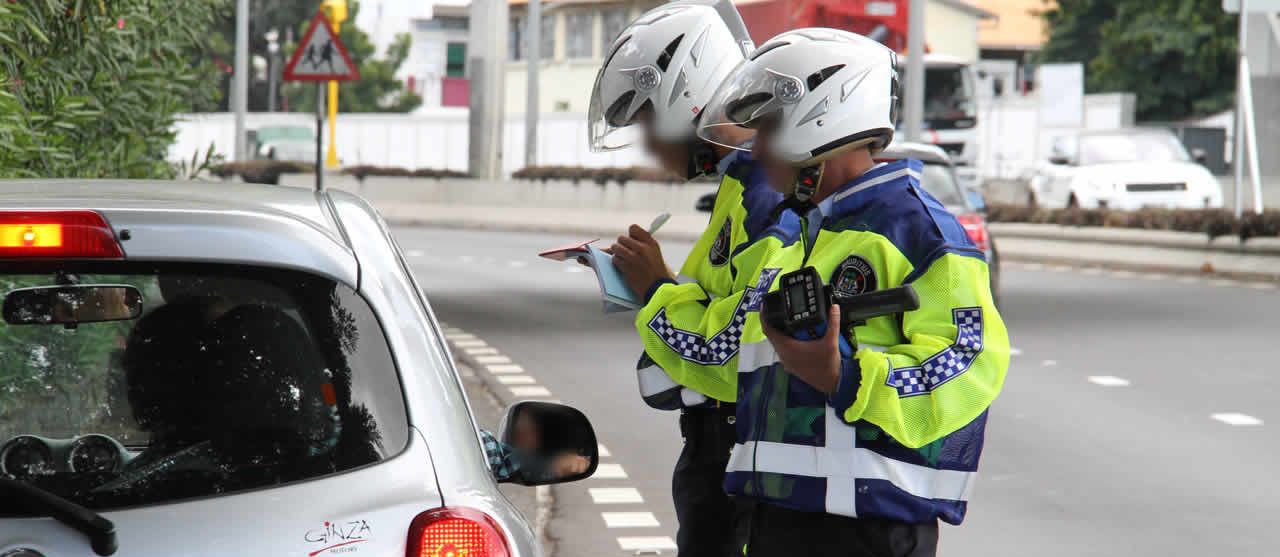 Sécurité routière : des policiers en patrouille sur tous les fronts
