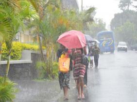 Alerte météo : de fortes pluies s'abattent sur l'île
