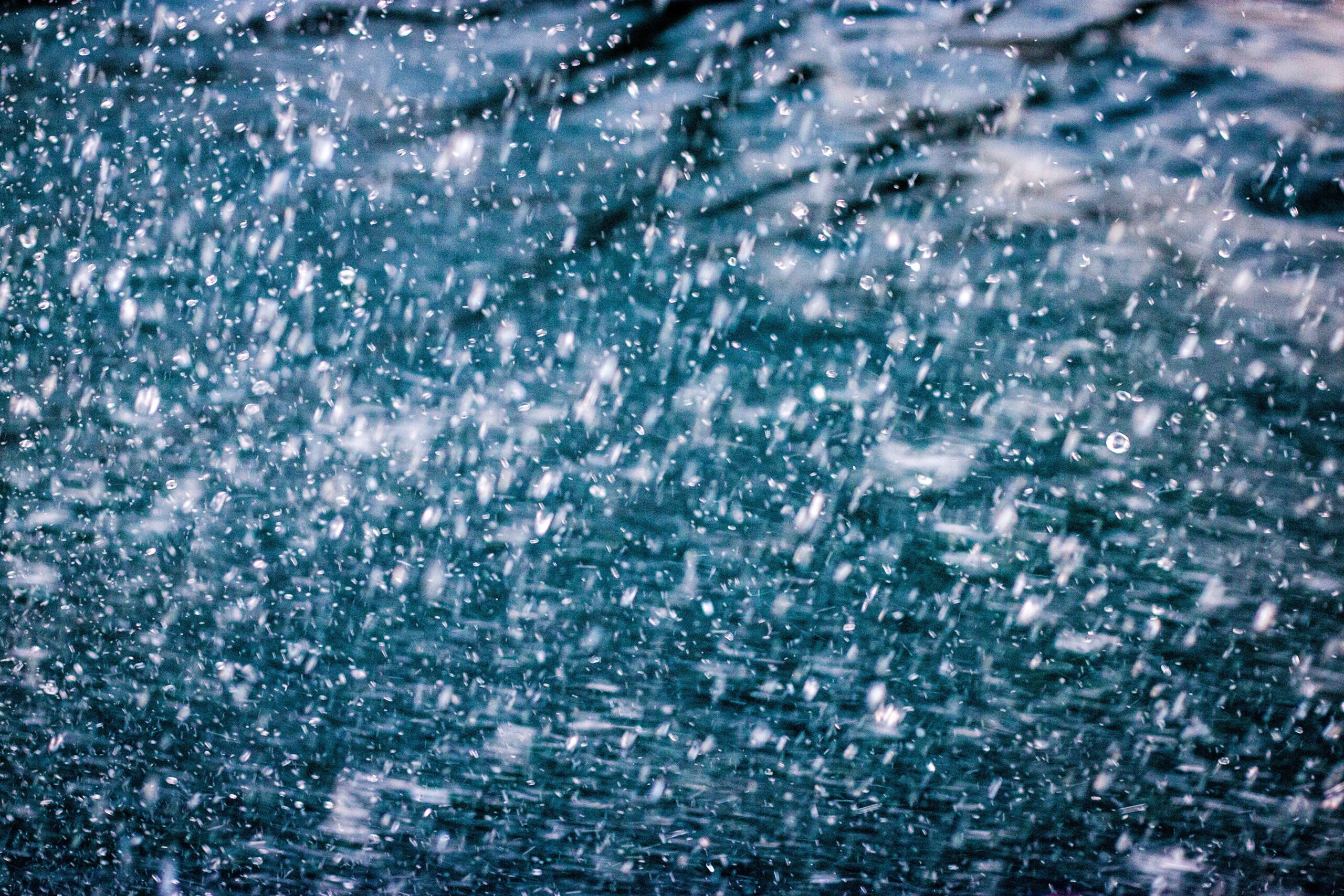 Météo | Grosses pluies : un avertissement de pluies torrentielles en vigueur à Maurice