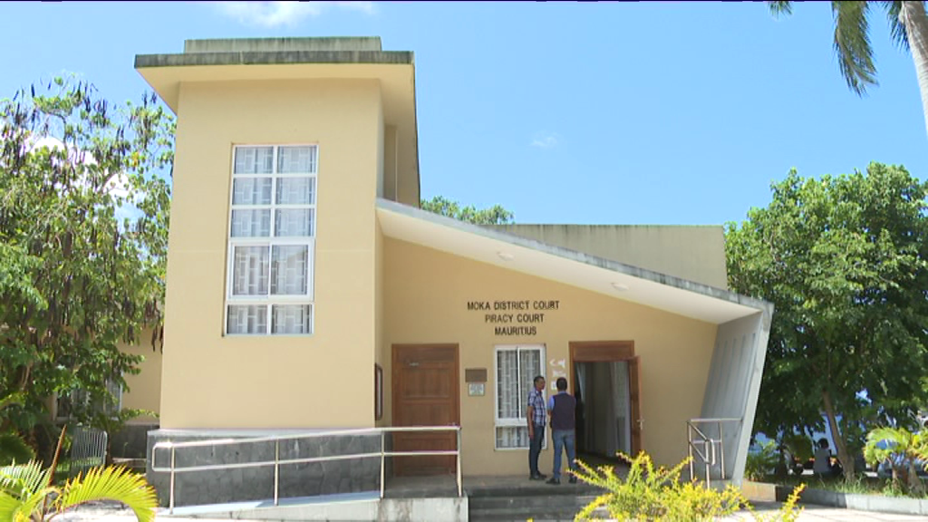 [VIDÉO] Tribunal de Moka : Bruneau Laurette sera une nouvelle fois convoqué en cours ce vendredi