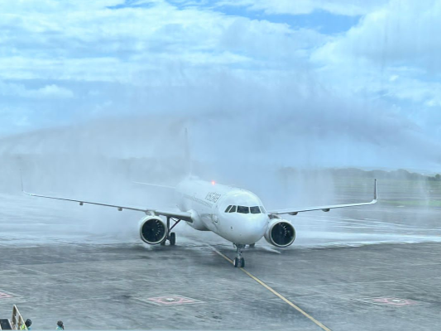 [VIDÉO] La compagnie indienne Vistara effectue son vol inaugural reliant Maurice à Mumbai aujourd'hui