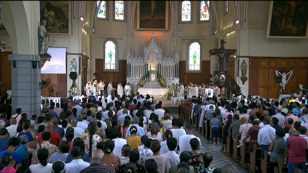[VIDÉO] Triduum Pascal 2023 : homélie du Cardinal Maurice Piat lors de la Messe Chrismale
