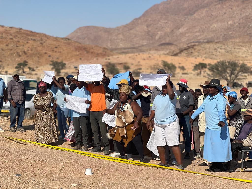 Dâure Daman petitioners want traditional leader out - The Namibian