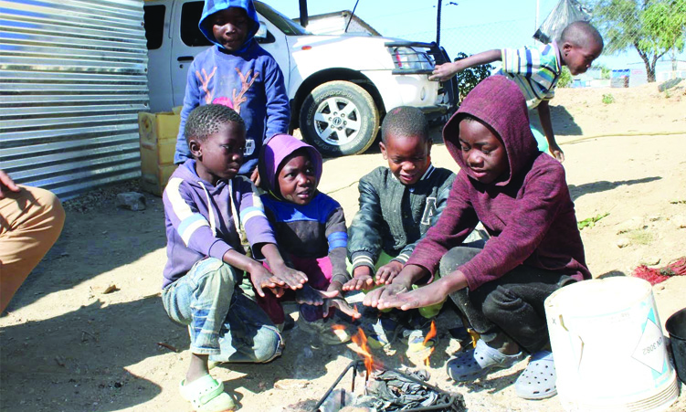 ‘Okwa li a hala okukothela pokati ketalashe nombete’ - The Namibian