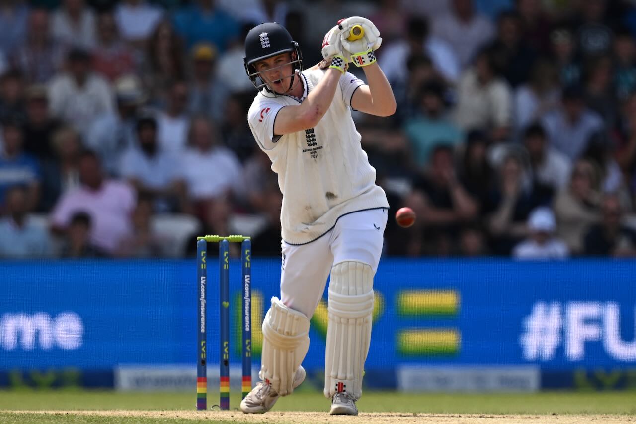 England keep Ashes hopes alive with thrilling third Test win - The Namibian