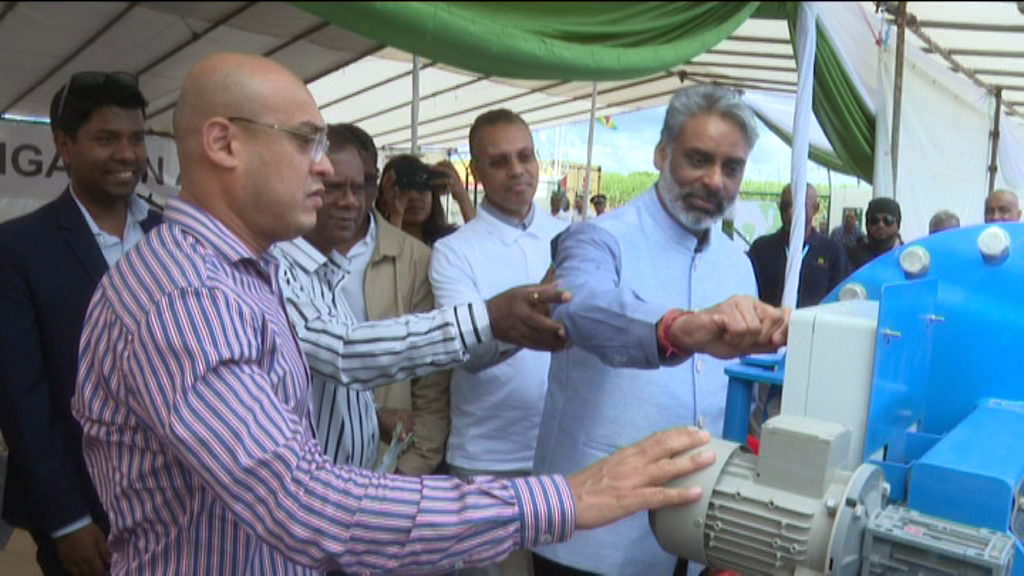 [VIDÉO] Triolet : inauguration d'une nouvelle station de filtration au coût d'environ Rs 25 M